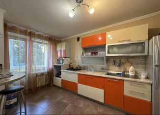 Продается 3-ком. квартира, 102 м2, Саратов, Валовая улица, 61/67