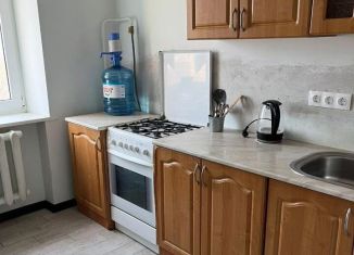 Сдаю двухкомнатную квартиру, 50 м2, Ростов-на-Дону, улица Плеханова, 14