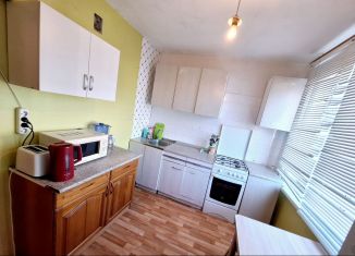 Сдается 2-комнатная квартира, 64 м2, Пенза, улица Кижеватова, 16