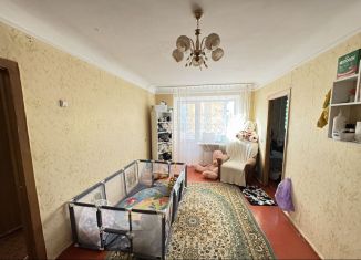 Продается трехкомнатная квартира, 56 м2, Таганрог, улица Ново-Ватутина, 17