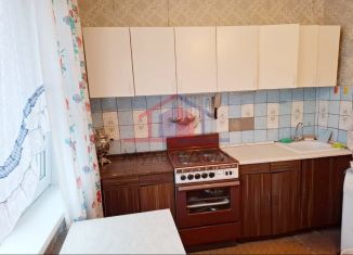 Продается 2-ком. квартира, 52.4 м2, Старый Оскол, микрорайон Ольминского, 5