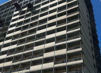 Продам 2-ком. квартиру, 60 м2, Омская область, улица Фрунзе, 1