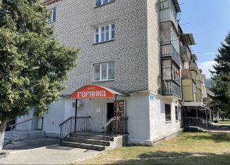 Продаю помещение свободного назначения, 45 м2, Карачаево-Черкесия, улица Мира, 1А