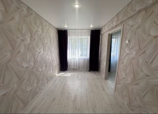 Продается 2-ком. квартира, 45.1 м2, Брянск, улица Молодой Гвардии, 85