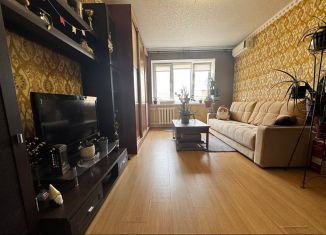 Продам 3-ком. квартиру, 80 м2, Ростов-на-Дону, Стабильная улица, 17/1