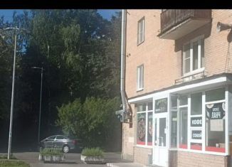 Сдам в аренду 1-ком. квартиру, 32 м2, Санкт-Петербург, улица Крупской, 49