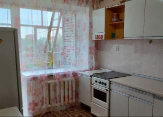 Сдаю в аренду двухкомнатную квартиру, 54 м2, Чебоксары, проспект 9-й Пятилетки, 1