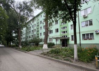 Продаю 2-ком. квартиру, 42.2 м2, Ростов-на-Дону, Коммунистический проспект, 38/1