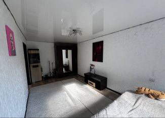 Продаю однокомнатную квартиру, 36 м2, Калининград, Нарвская улица, 70