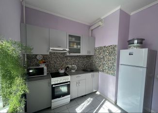 Продается двухкомнатная квартира, 58 м2, Ростов-на-Дону, улица Жданова, 13