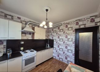 Сдаю однокомнатную квартиру, 38 м2, Москва, Изюмская улица, 49к3