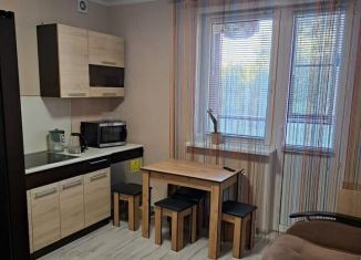 Продается однокомнатная квартира, 44 м2, Старый Оскол, улица Свердлова, 6