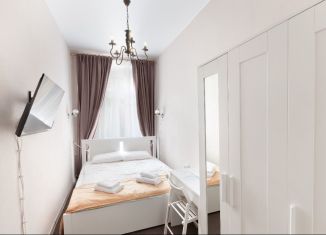 Сдам в аренду квартиру студию, 20 м2, Санкт-Петербург, 9-я линия Васильевского острова, 30