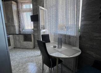 Продам 1-комнатную квартиру, 37.4 м2, Крым, улица Батурина, 211