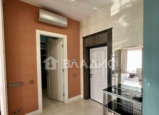 Продаю 3-ком. квартиру, 210 м2, деревня Сосенки, Ясеневая улица, 1к1, ЖК Дубровка