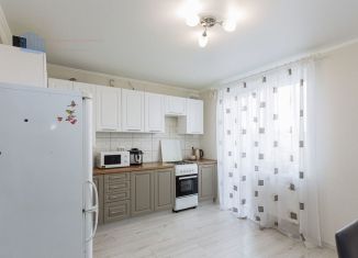 Продажа 1-ком. квартиры, 46 м2, Калининград, улица Лукашова