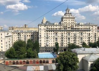 Сдам 2-комнатную квартиру, 69.7 м2, Москва, набережная Тараса Шевченко, 3к3, метро Киевская