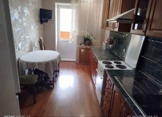 Сдам в аренду 1-комнатную квартиру, 43 м2, Уфа, Дуванский бульвар, 25