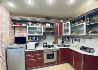 Продам 2-ком. квартиру, 51.5 м2, Череповец, проспект Победы, 187