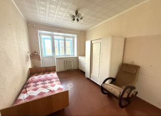 Продаю 2-комнатную квартиру, 46 м2, Тихвин, 1-й микрорайон, 41