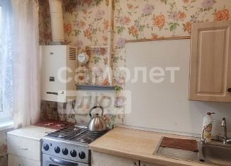 Продажа 2-ком. квартиры, 47.2 м2, Дзержинск, улица Комбрига Патоличева, 17