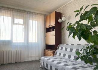 Продается трехкомнатная квартира, 58 м2, Пермь, улица Кабельщиков, 87