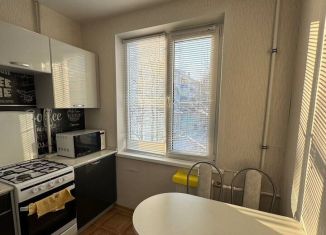 Сдается в аренду однокомнатная квартира, 34 м2, Казань, Волгоградская улица, 21