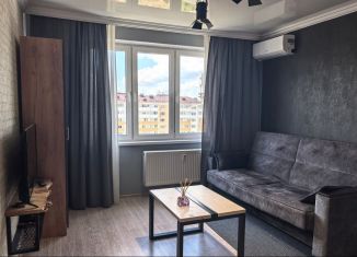 Продаю 1-комнатную квартиру, 37.9 м2, Майкоп, улица Н.И. Остапенко, 35