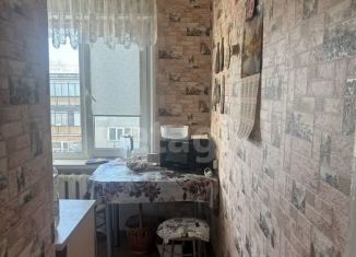 Продаю 3-комнатную квартиру, 58.9 м2, Челябинск, улица Барбюса, 136Б