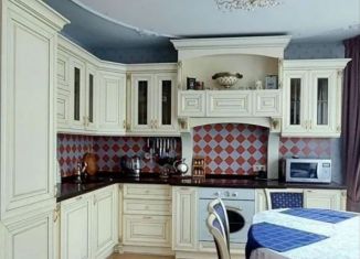 Сдам в аренду 2-комнатную квартиру, 67 м2, Екатеринбург, улица Калинина, 22, Орджоникидзевский район