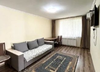 Сдам в аренду 3-ком. квартиру, 70.3 м2, Краснодар, улица Академика Пустовойта, 4, Школьный микрорайон