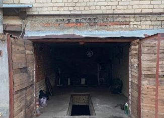 Продаю гараж, 30 м2, Воронеж, Карельская улица, 98