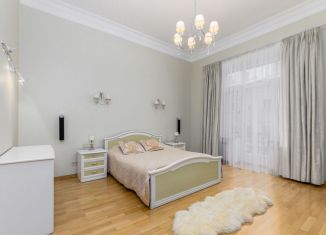 Сдам в аренду 3-комнатную квартиру, 112.2 м2, Санкт-Петербург, Миллионная улица, 12