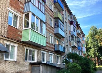 Двухкомнатная квартира на продажу, 46 м2, Кольчугино, улица Алексеева, 1А