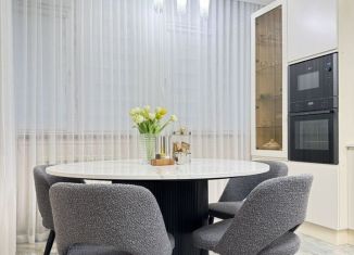 Продажа 3-ком. квартиры, 100 м2, Махачкала, проспект Имама Шамиля, 107