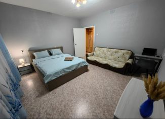 Сдам 1-ком. квартиру, 38 м2, Тобольск, 10-й микрорайон, 86