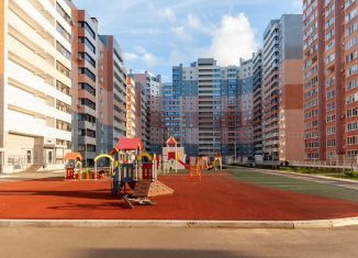 Продается 2-ком. квартира, 74 м2, Татарстан, улица Четаева, 14А