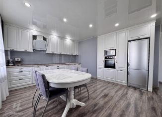 Продаю 3-комнатную квартиру, 119.9 м2, Барнаул, Павловский тракт, 271