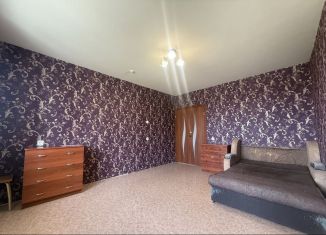 Продам 2-ком. квартиру, 52.4 м2, поселок Зональная Станция, улица Королёва, 2