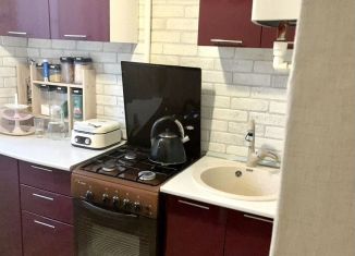 Продаю трехкомнатную квартиру, 59.5 м2, Орёл, улица Игнатова