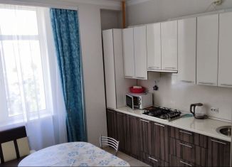 Сдаю в аренду 2-комнатную квартиру, 67 м2, Краснодарский край, Крымская улица, 19к2