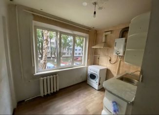 Сдаю в аренду 3-комнатную квартиру, 58 м2, Армавир, улица Советской Армии, 29