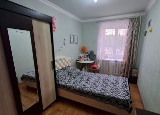 Продажа 2-ком. квартиры, 45 м2, Армавир, Азовская улица, 12