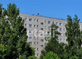 Продаю трехкомнатную квартиру, 58.3 м2, Верхняя Пышма, Успенский проспект, 50Б