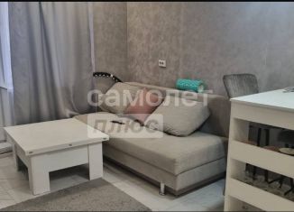 Продается 2-ком. квартира, 40 м2, посёлок городского типа Медведево, улица Дмитрия Средина, 7