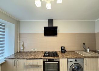 Сдается в аренду 4-ком. квартира, 77 м2, Ростов-на-Дону, Университетский переулок, 70