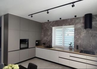 Дом на продажу, 140 м2, Краснодар, улица имени Писателя Г.И. Василенко