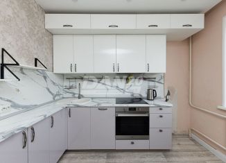 Продам 3-ком. квартиру, 69.7 м2, Челябинск, улица Чоппа, 10