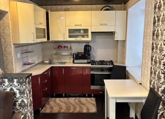 Продажа 2-ком. квартиры, 42 м2, Северодвинск, Октябрьская улица, 3