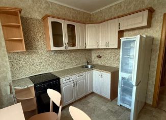 Сдается 1-ком. квартира, 38 м2, Лобня, Физкультурная улица, 14